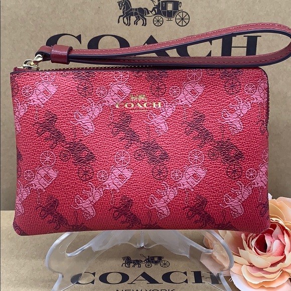COACH Corner Zip Wristlet Im/bright red/cherry mul - Picture 1 of 14